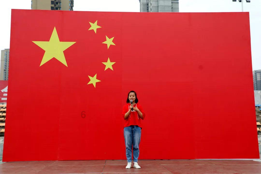 亲弟弟各种借钱不还怎么办？游戏画面